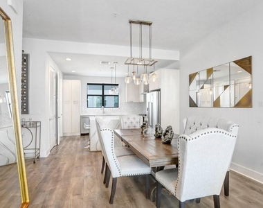 2511 N Grady Avenue - Photo Thumbnail 8