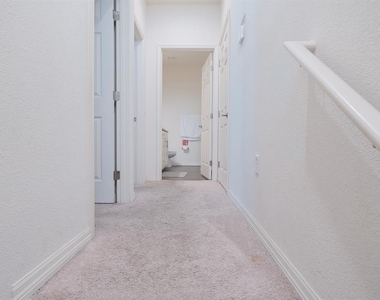 8964 Silver Place - Photo Thumbnail 19