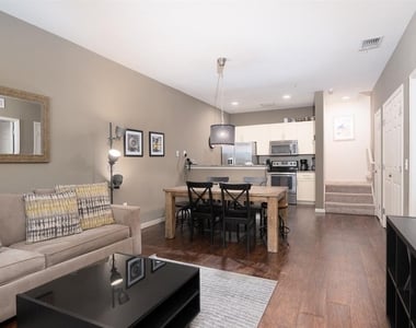 8964 Silver Place - Photo Thumbnail 6