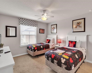 8916 Rhodes Street - Photo Thumbnail 11