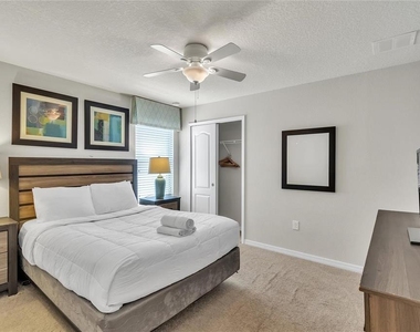 8916 Rhodes Street - Photo Thumbnail 13