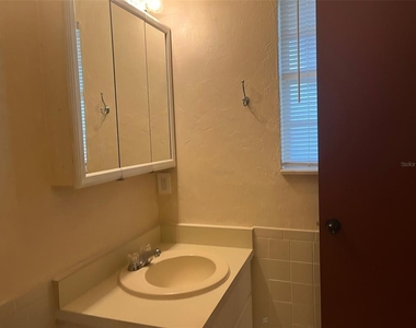 175 Conrad Street - Photo Thumbnail 9