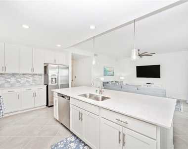 17565 Opal Sand Drive - Photo Thumbnail 11