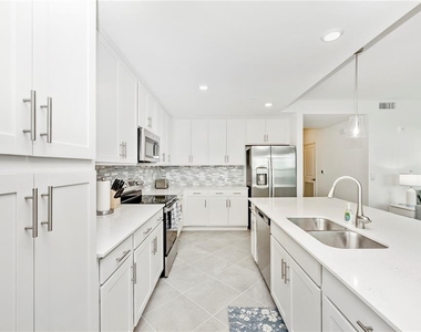 17565 Opal Sand Drive - Photo Thumbnail 13
