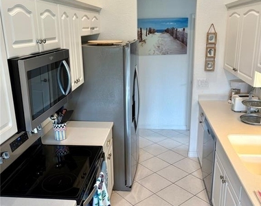703 Casa Del Lago Way - Photo Thumbnail 6