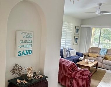 703 Casa Del Lago Way - Photo Thumbnail 3