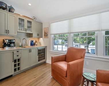342 Palm Avenue - Photo Thumbnail 20