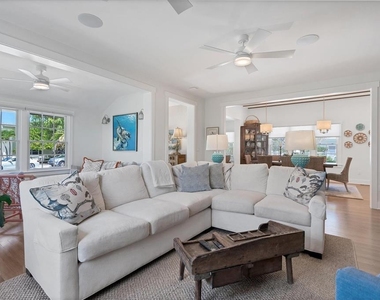 342 Palm Avenue - Photo Thumbnail 12