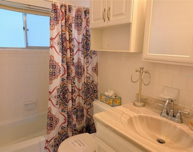 5908 17th Street W - Photo Thumbnail 9