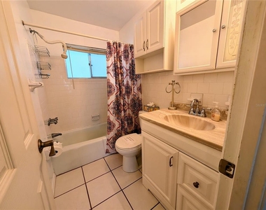 5908 17th Street W - Photo Thumbnail 8