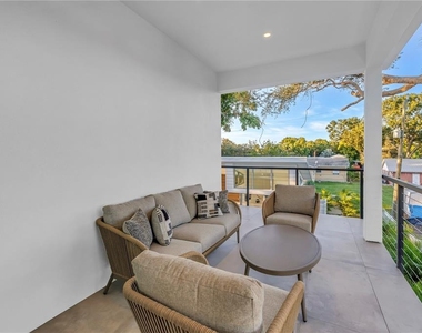 2065 Goldenrod Street - Photo Thumbnail 64