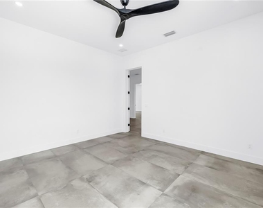 2065 Goldenrod Street - Photo Thumbnail 28