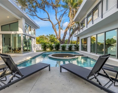 2065 Goldenrod Street - Photo Thumbnail 72