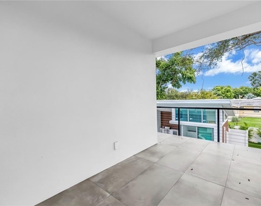 2065 Goldenrod Street - Photo Thumbnail 43