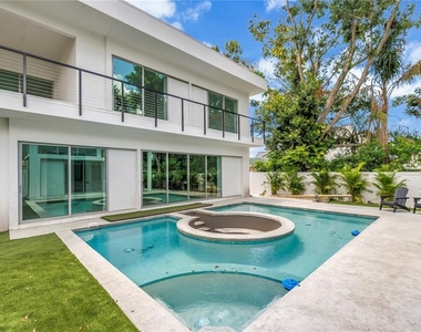 2065 Goldenrod Street - Photo Thumbnail 50