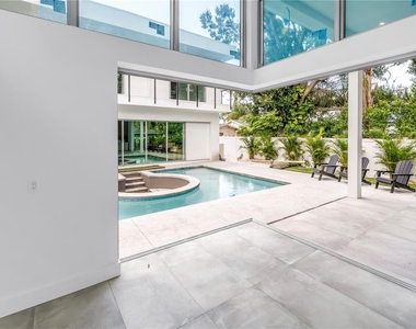 2065 Goldenrod Street - Photo Thumbnail 57