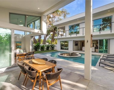 2065 Goldenrod Street - Photo Thumbnail 84