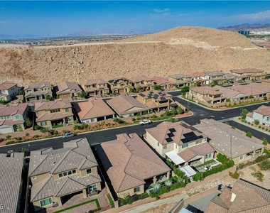 3943 Reyes Avenue - Photo Thumbnail 64