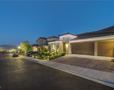 3943 Reyes Avenue - Photo Thumbnail 85