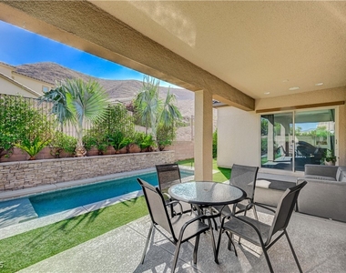 3943 Reyes Avenue - Photo Thumbnail 49