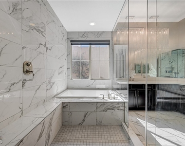 3943 Reyes Avenue - Photo Thumbnail 34