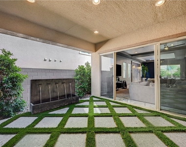 3943 Reyes Avenue - Photo Thumbnail 46