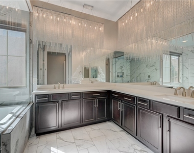 3943 Reyes Avenue - Photo Thumbnail 31