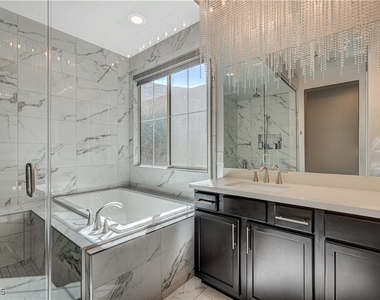 3943 Reyes Avenue - Photo Thumbnail 32