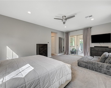 3943 Reyes Avenue - Photo Thumbnail 37