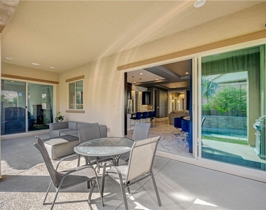 3943 Reyes Avenue - Photo Thumbnail 50