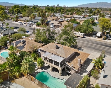 2571 Vegas Valley Drive - Photo Thumbnail 43
