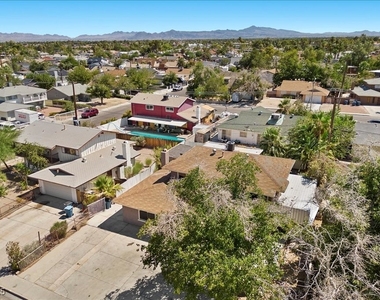 2571 Vegas Valley Drive - Photo Thumbnail 40