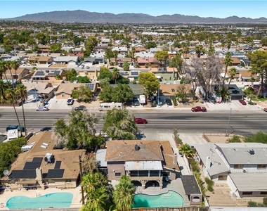 2571 Vegas Valley Drive - Photo Thumbnail 42