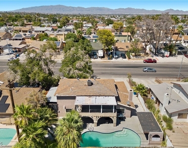 2571 Vegas Valley Drive - Photo Thumbnail 44