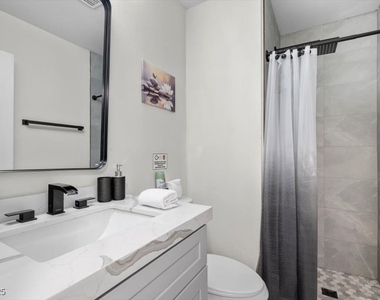 2571 Vegas Valley Drive - Photo Thumbnail 27