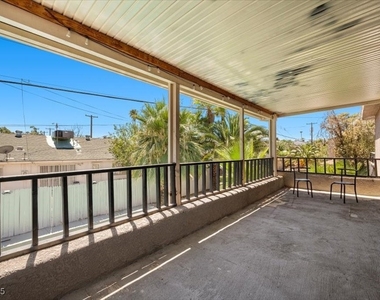 2571 Vegas Valley Drive - Photo Thumbnail 19