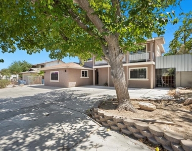 2571 Vegas Valley Drive - Photo Thumbnail 50
