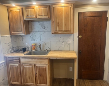 102 Tulane Road - Photo Thumbnail 8