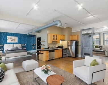 108 W 2nd Street - Photo Thumbnail 2
