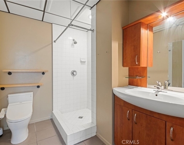 108 W 2nd Street - Photo Thumbnail 16