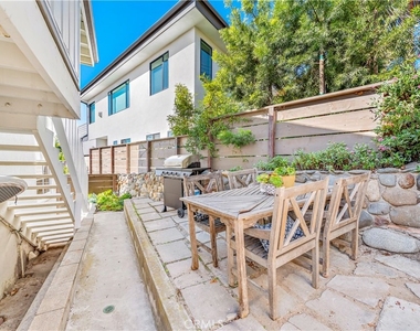 33936 Amber Lantern Street - Photo Thumbnail 5