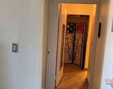 1119 Albany Street - Photo Thumbnail 6