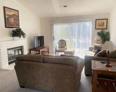 551 Desert Falls Drive N - Photo Thumbnail 4