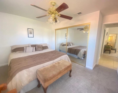551 Desert Falls Drive N - Photo Thumbnail 32