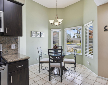 651 Vista Lago Circle N - Photo Thumbnail 6