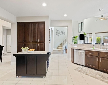 80055 Jasper Park Avenue - Photo Thumbnail 22