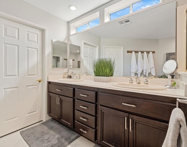 80055 Jasper Park Avenue - Photo Thumbnail 35
