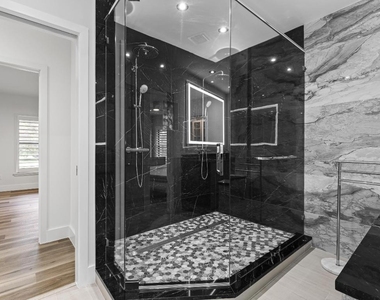 11311 Pond View Drive - Photo Thumbnail 4