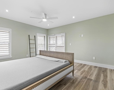 11311 Pond View Drive - Photo Thumbnail 21