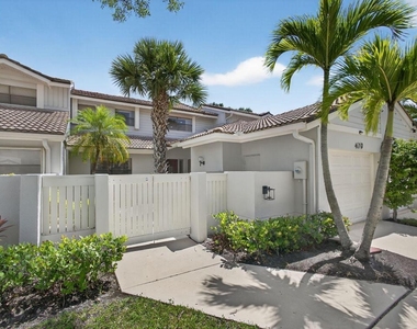 479 Prestwick Circle - Photo Thumbnail 3